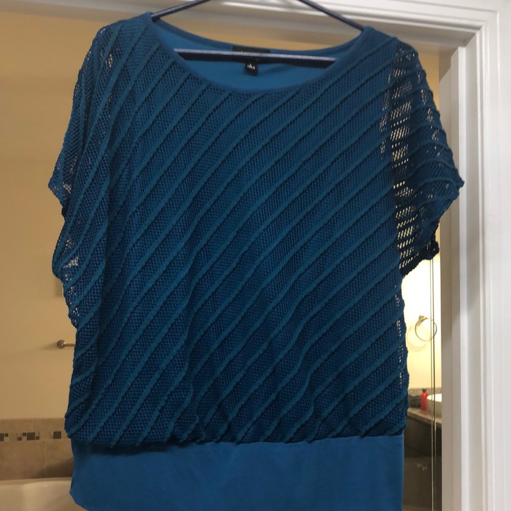 Blue top
